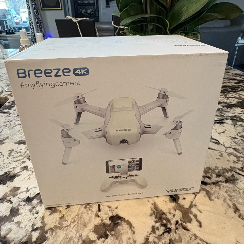 Yuneec Breeze 4K Drone